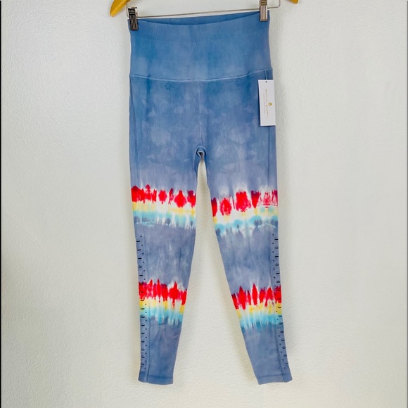 SOLD Spiritual Gangster “self Love” leggings - Picture 6 of 15